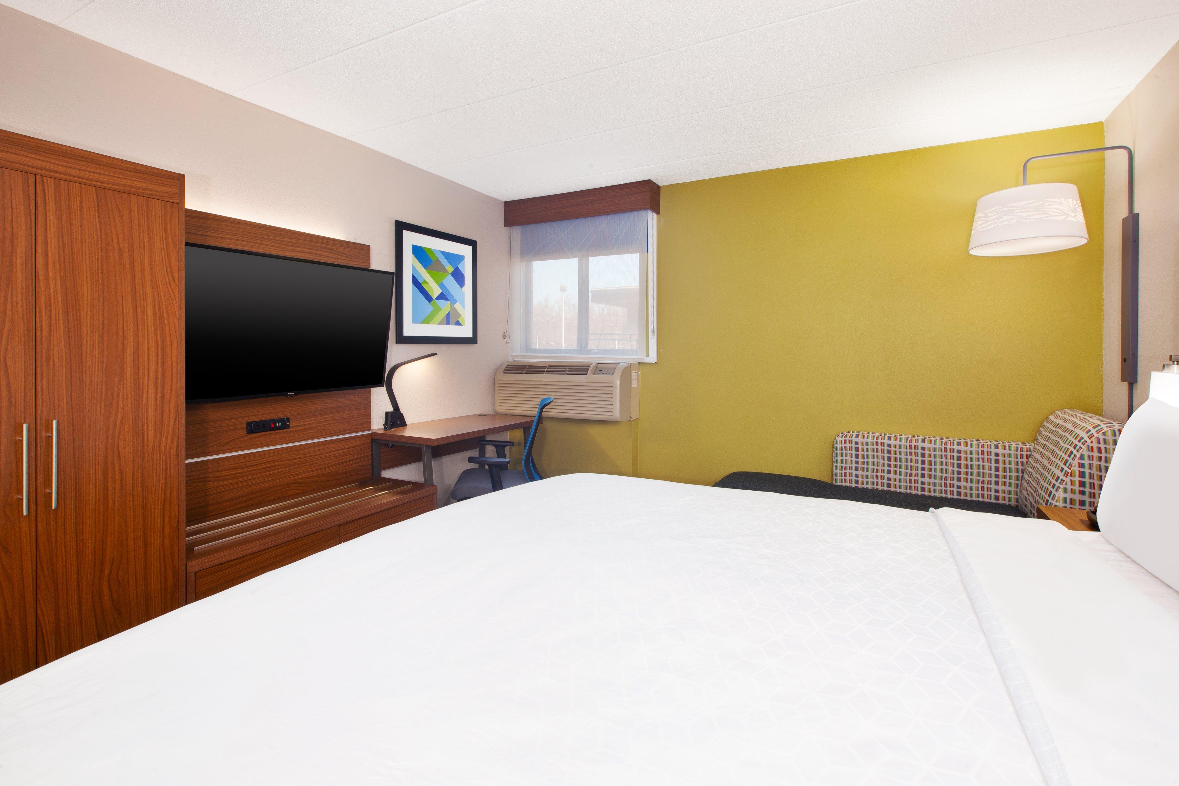Holiday Inn Express Fairfax-Arlington Boulevard By Ihg Bagian luar foto