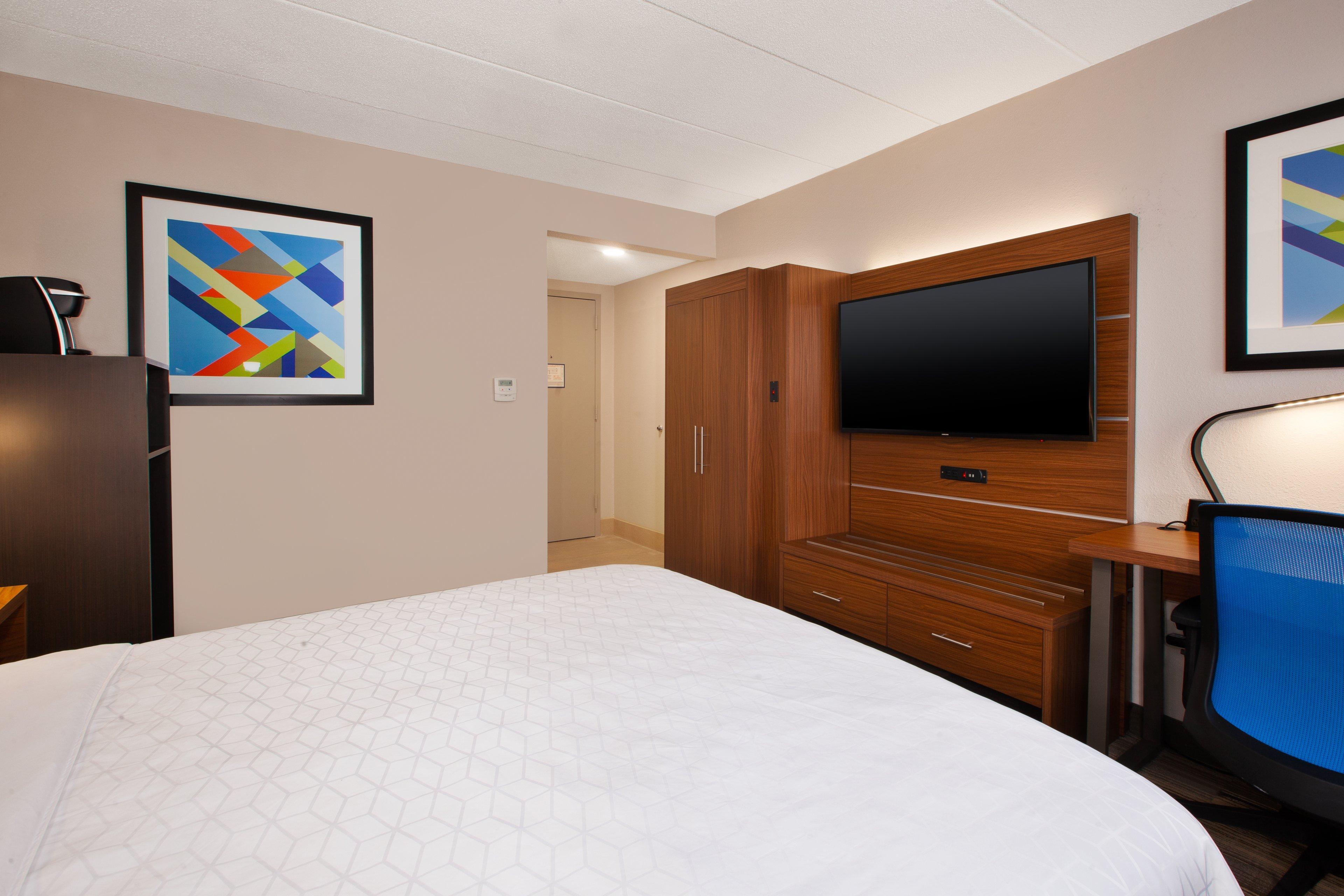 Holiday Inn Express Fairfax-Arlington Boulevard By Ihg Bagian luar foto