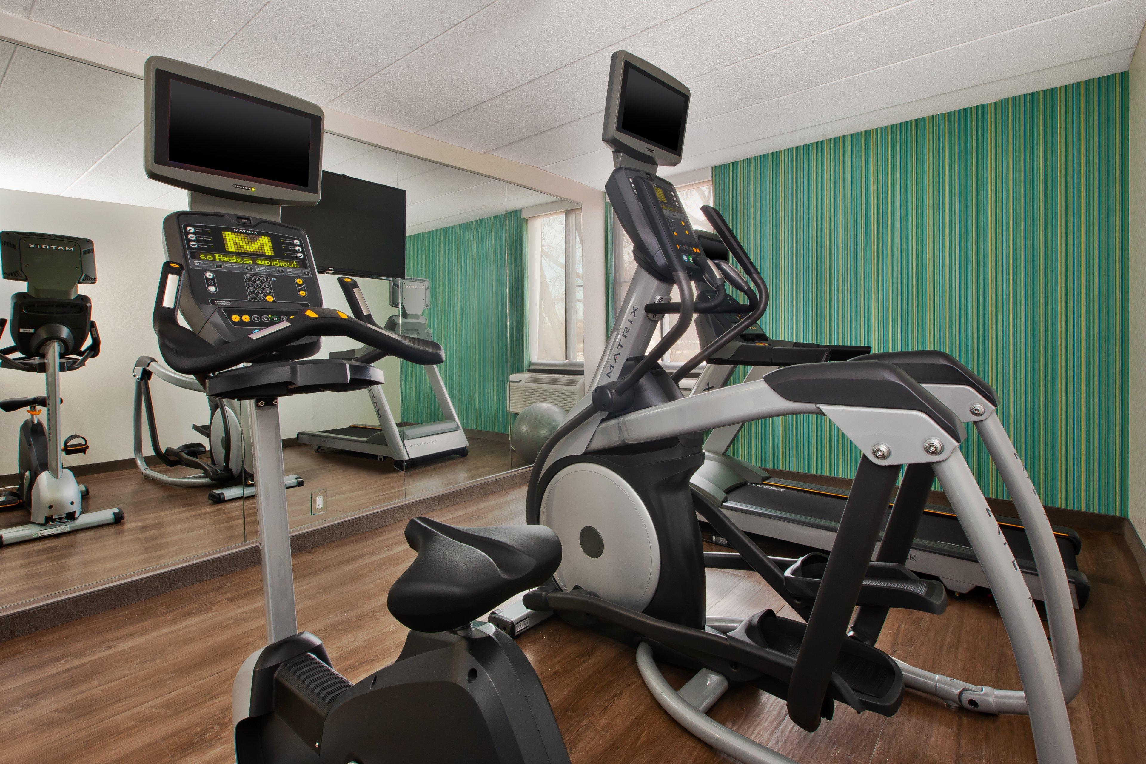Holiday Inn Express Fairfax-Arlington Boulevard By Ihg Bagian luar foto