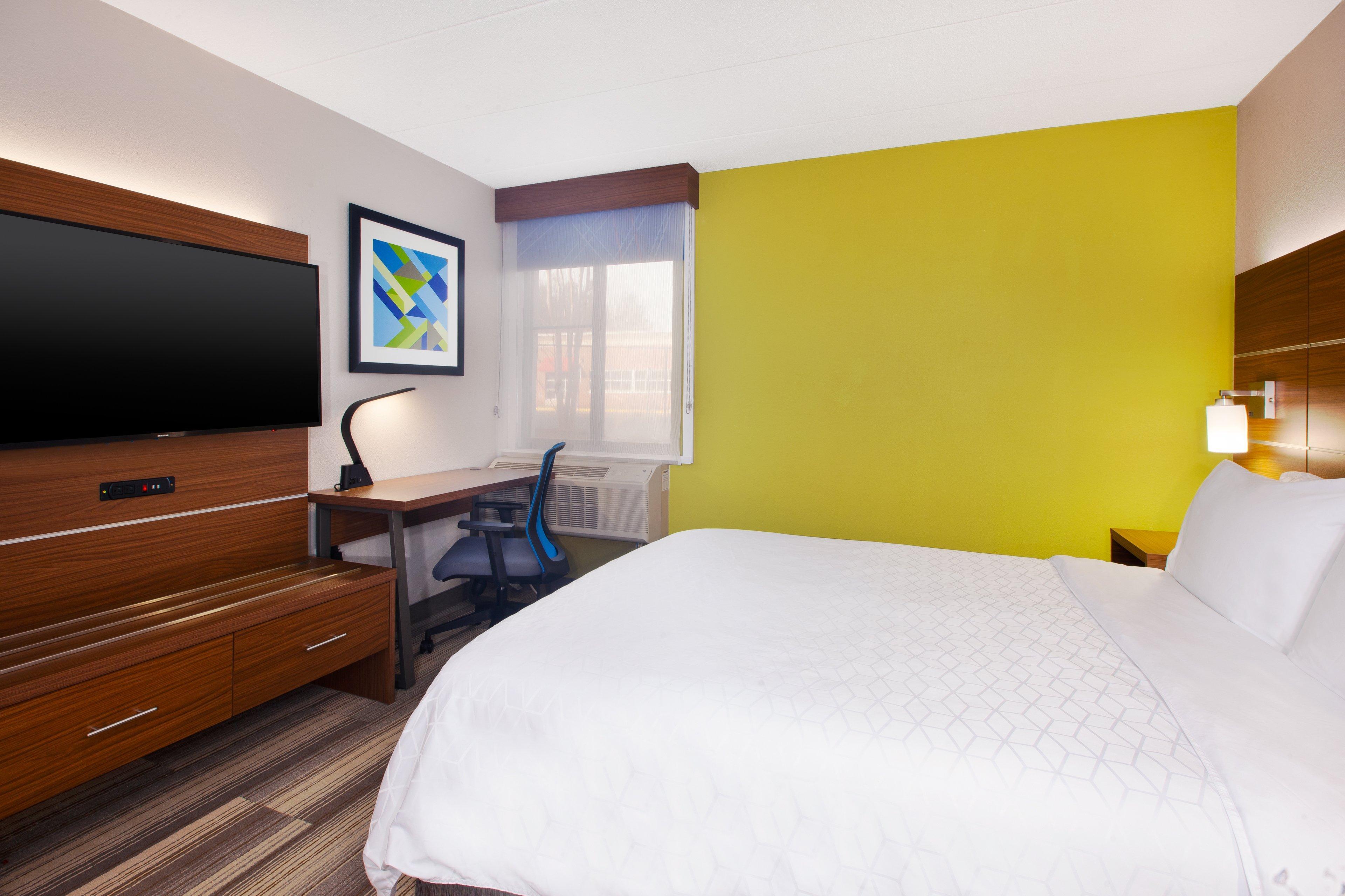 Holiday Inn Express Fairfax-Arlington Boulevard By Ihg Bagian luar foto