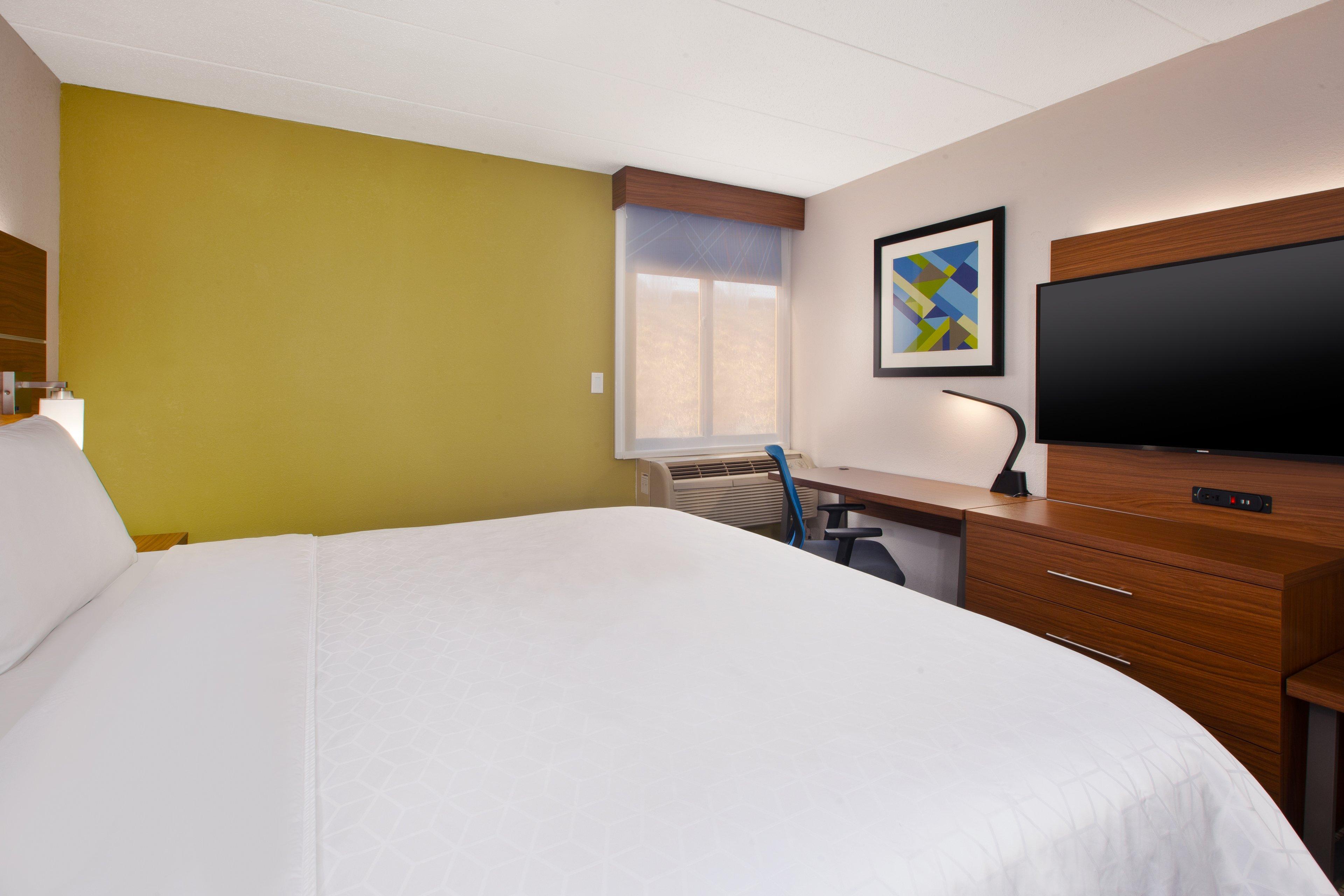 Holiday Inn Express Fairfax-Arlington Boulevard By Ihg Bagian luar foto
